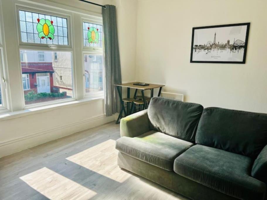 Jesmond Apartment